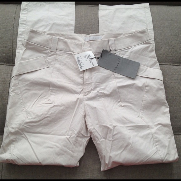Kaylee Tankus stretch pants. L
