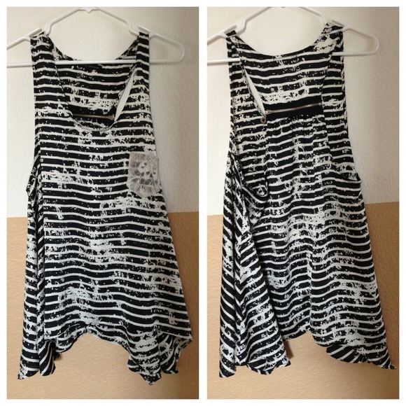 Long black & cream tank.