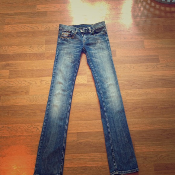 Diesel LIV Jeans 🎀REDUCED TO SELL🎀