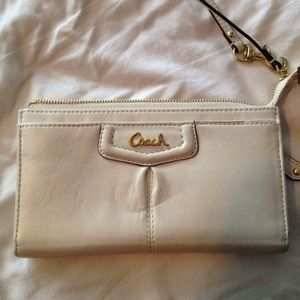 Coach wristlet in vanilla color