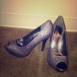 Jacqueline Ferrari High Heels