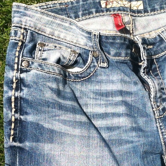 🚫Sold at pop up shop 🚫BKE premium denim - Picture 2 of 4