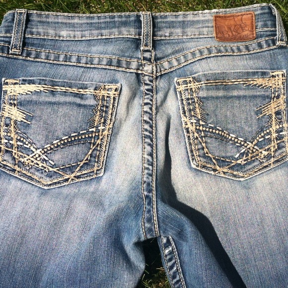 🚫Sold at pop up shop 🚫BKE premium denim - Picture 3 of 4