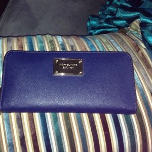 Michael Kors Wristlet