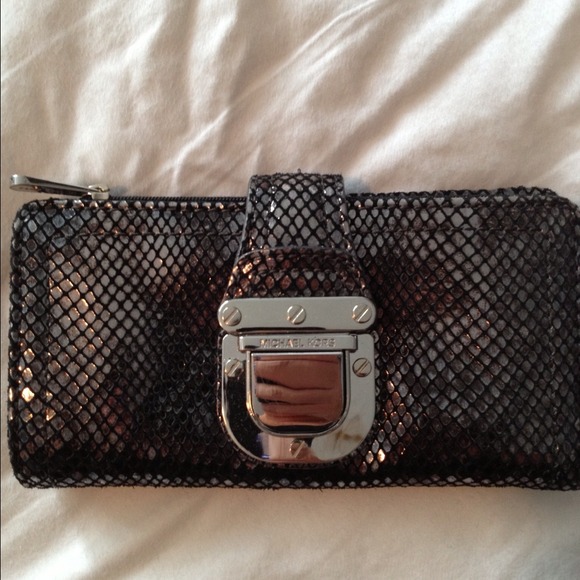 Michael Kors Leather Wallet