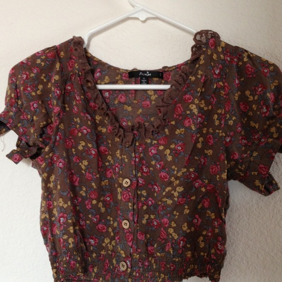 Floral crop top.