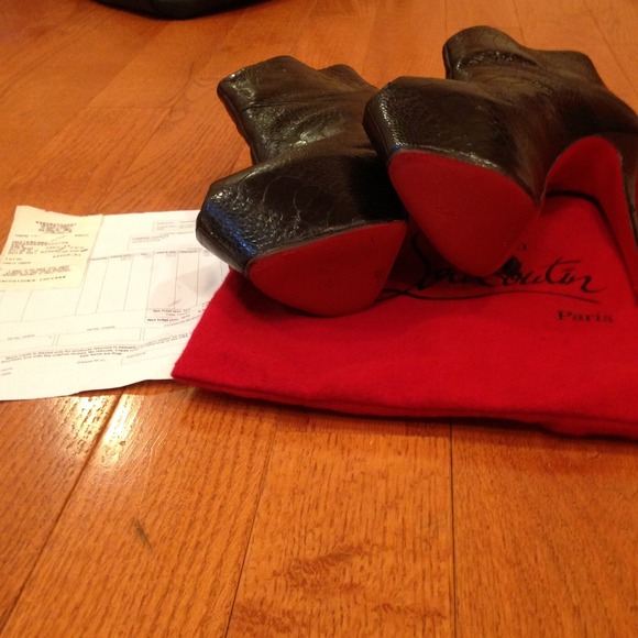 Special limited edition Christian Louboutins - Picture 2 of 3