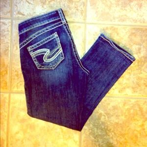 Silver jean capri's great condition!!