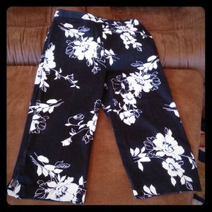 Black capris/shirt bundle