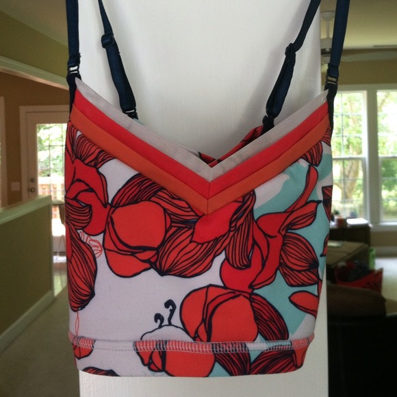 lululemon athletica Other - Lulu Bra great condition