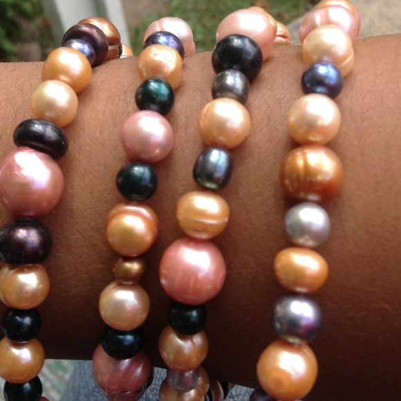 Multi color fresh water pearl necklace(REAL)! - Picture 2 of 4