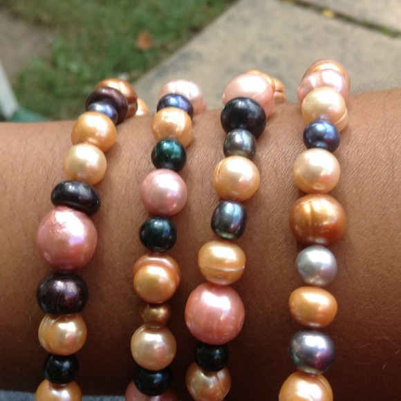 Multi color fresh water pearl necklace(REAL)! - Picture 3 of 4