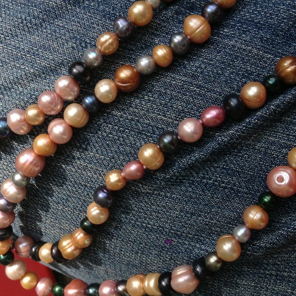 Multi color fresh water pearl necklace(REAL)! - Picture 4 of 4