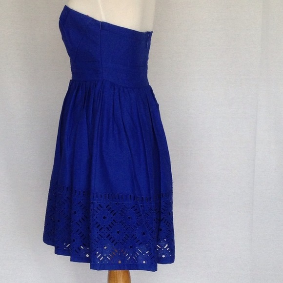 Solid Blue Strapless Dress from GB. - Picture 2 of 4