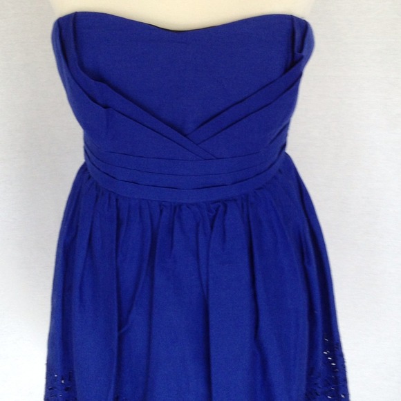 Solid Blue Strapless Dress from GB. - Picture 3 of 4