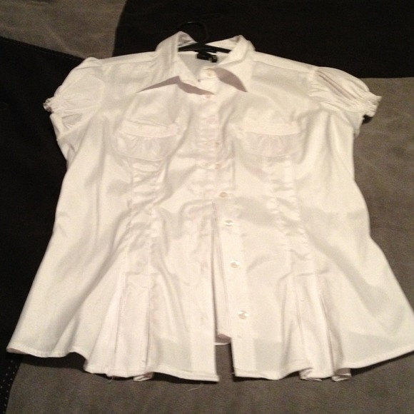 Cute little pleated shirt