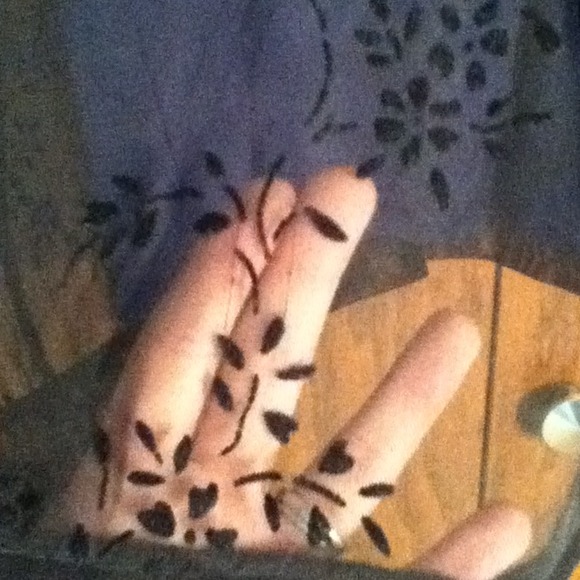 Dress - Picture 4 of 4