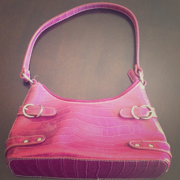 Magenta faux-alligator handbag