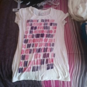 American Eagle Outfitters T-shirt