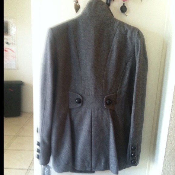 Gray wool coat - Picture 2 of 2