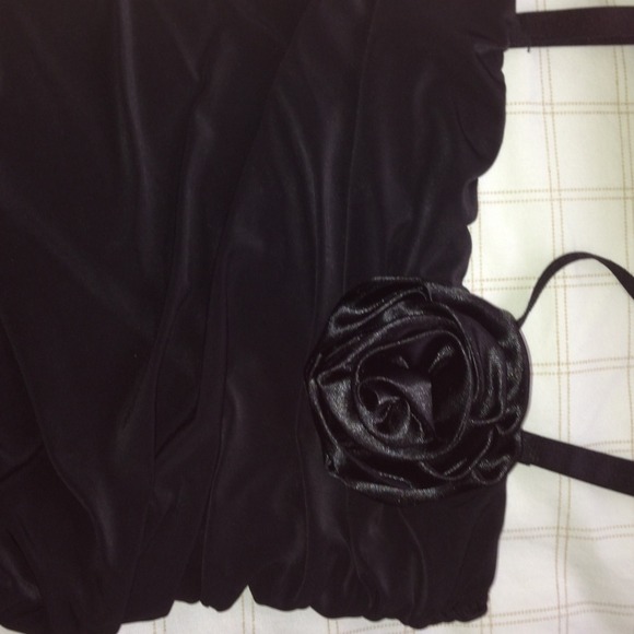 Dress 😊😍 - Picture 2 of 3