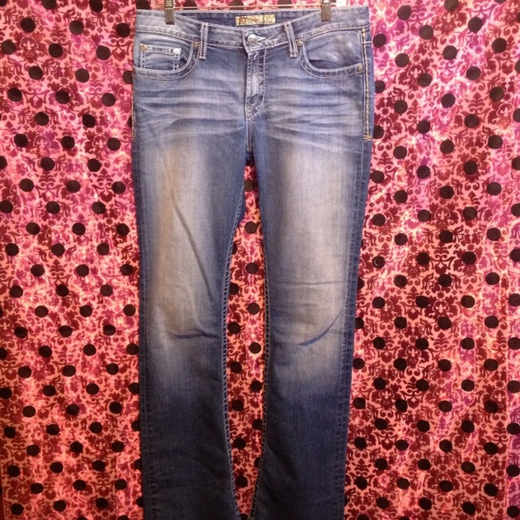 *SOLD* to @jillybean0712 - Picture 1 of 4