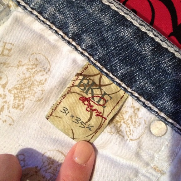 *SOLD* to @jillybean0712 - Picture 3 of 4