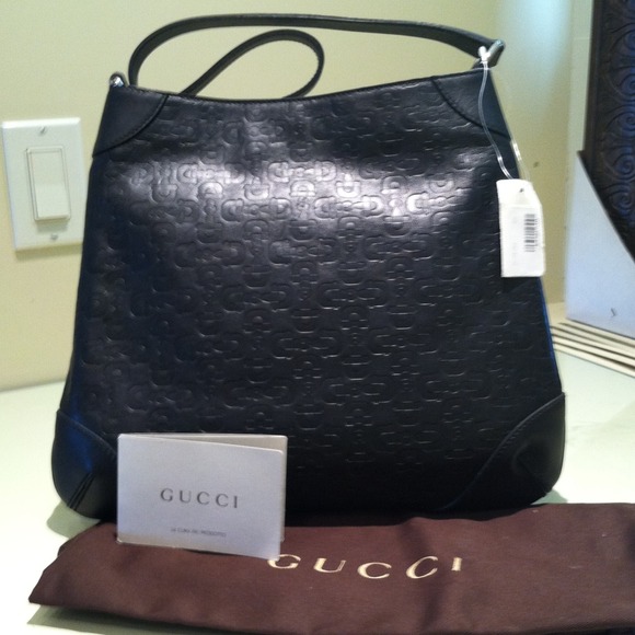Sold ❌ Gucci leather 100% authentic new with tag