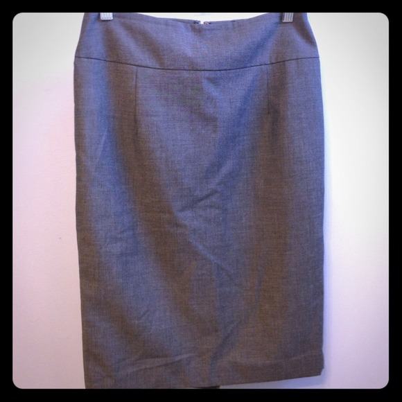 ❌❤️RESERVED❤️❌Gray pencil skirt