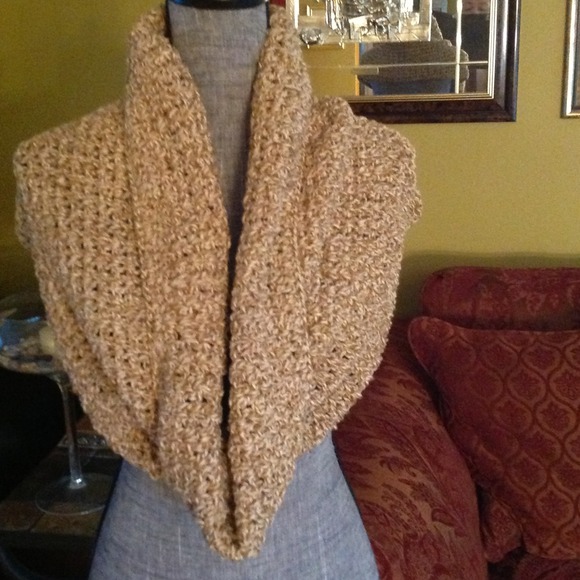HAND MADE Accessories - SOLD IN BUNDLE ! NWOT INFINITY SCARF-cotton blend