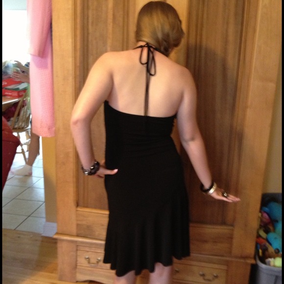 Little black dress with jewels on the chest. - Picture 2 of 4