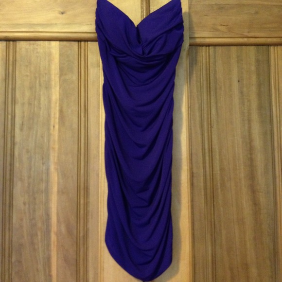 Dress - Picture 3 of 4