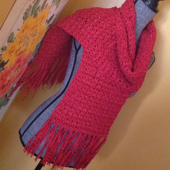 handmade Accessories - SALE ❤️NEW HANDMADE CROCHET RED SCARF