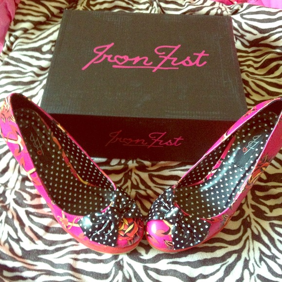 ⚓️Iron Fist Wedges⚓️