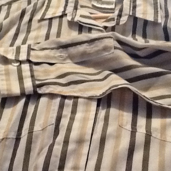 Shirt - Picture 2 of 2