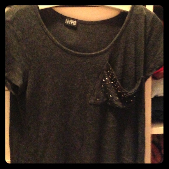 Dark gray cotton crop top with beaded pocket
