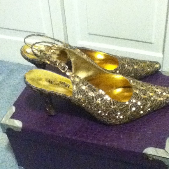 Wow , all that glitters is gold!