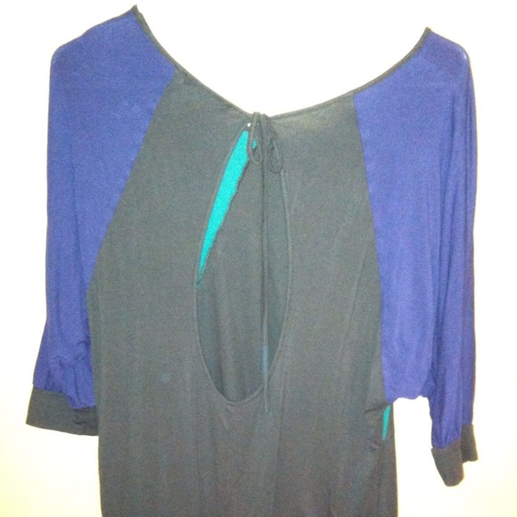 Forever 21  color block open back top-size small - Picture 2 of 3