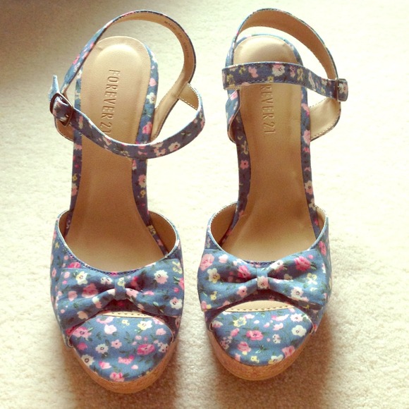 **SOLD**Floral wedges