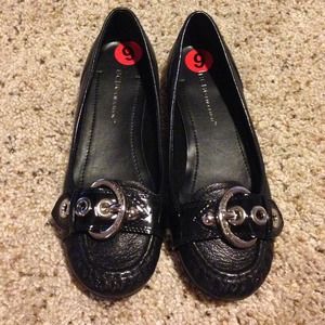 Super cute, black BCBG flats.