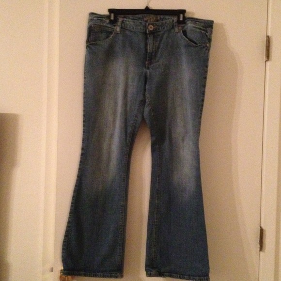 ***$10*** Arizona denim jeans size 19 average