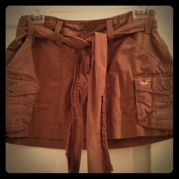 🎈REDUCED OCT 19 HOLLISTER BROWN MINI SKIRT SIZE 5