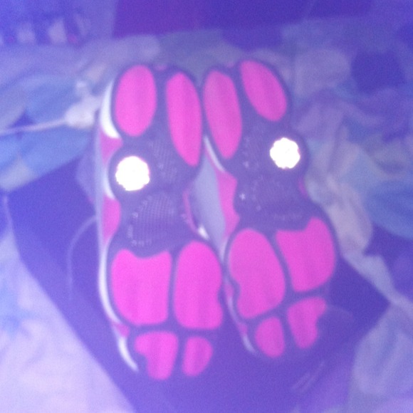 Jordan grey && pink 13s - Picture 3 of 4