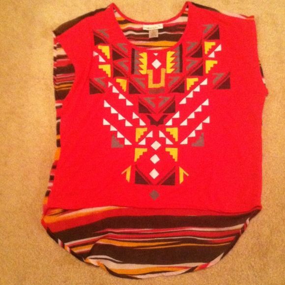 Tribal high low crop top