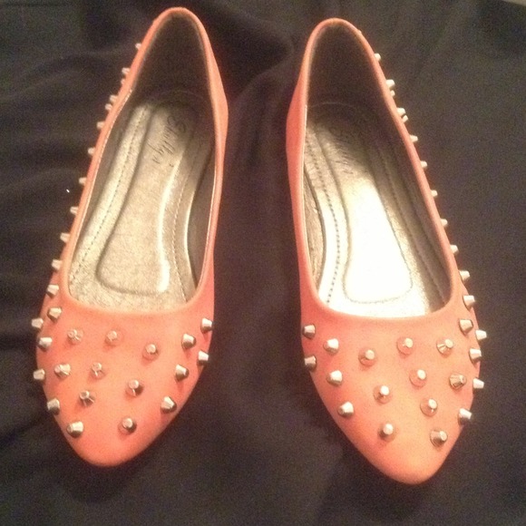 Coral Studded Flats!