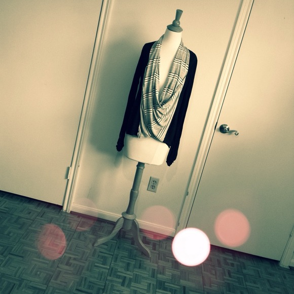 Tops - ** RESERVED ** NEW B&W Distressed Multi Drape Top