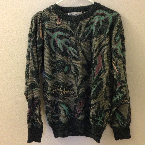 **SOLD** Oversized sweater