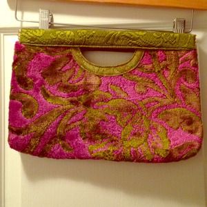Vintage clutch! Purple and green motif.