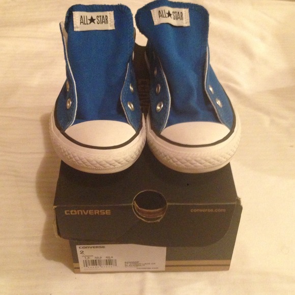 Converse Electric Blue Kids Size 2 (No Laces)