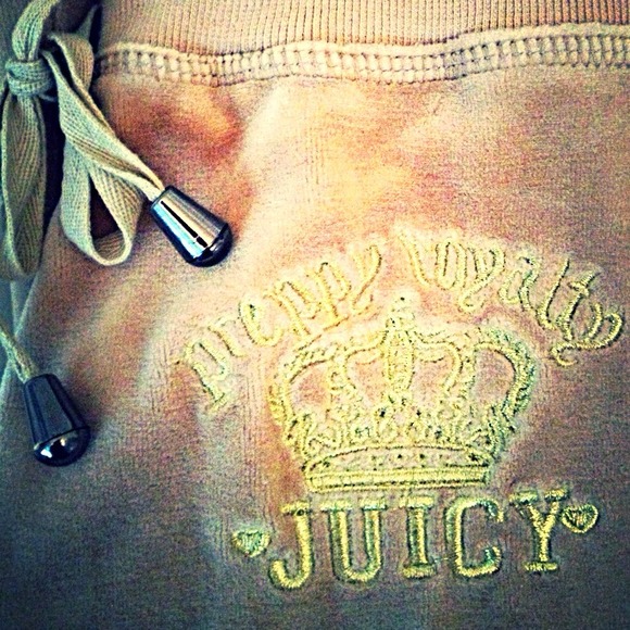 *HOLD*100% Juicy Couture sweatpants size L NWOT